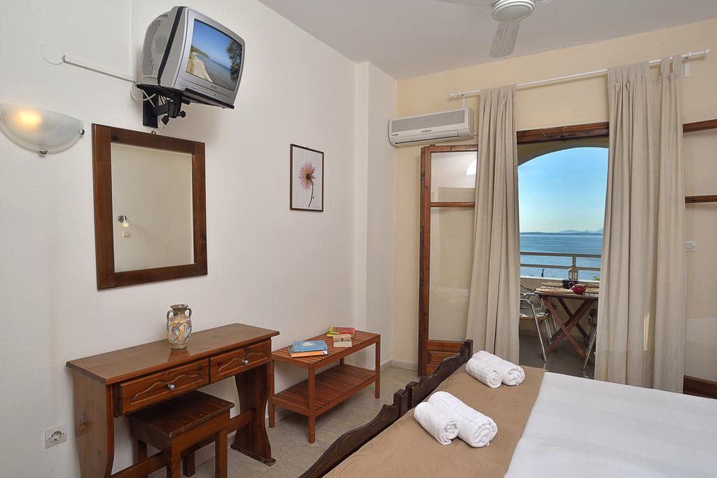 Captain'S Apts Barbati Exterior foto