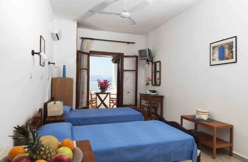 Captain'S Apts Barbati Exterior foto